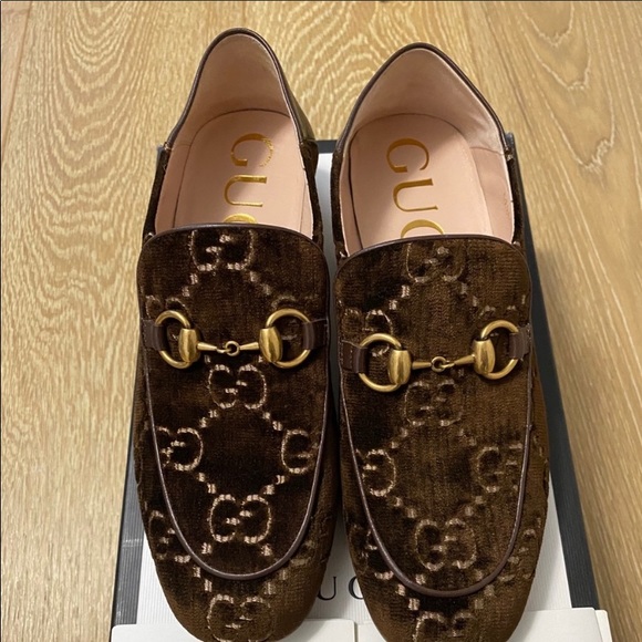 Gucci Shoes - GUCCI/Size 7/Brown Suede/Loafers/Slides/NWT